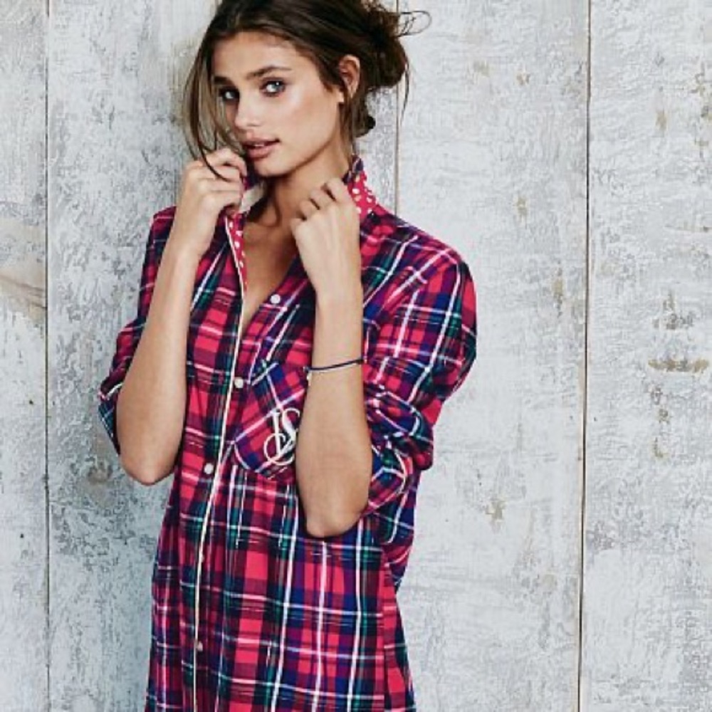 2/$15 Victoria’s Secret Sleep Shirt Dress